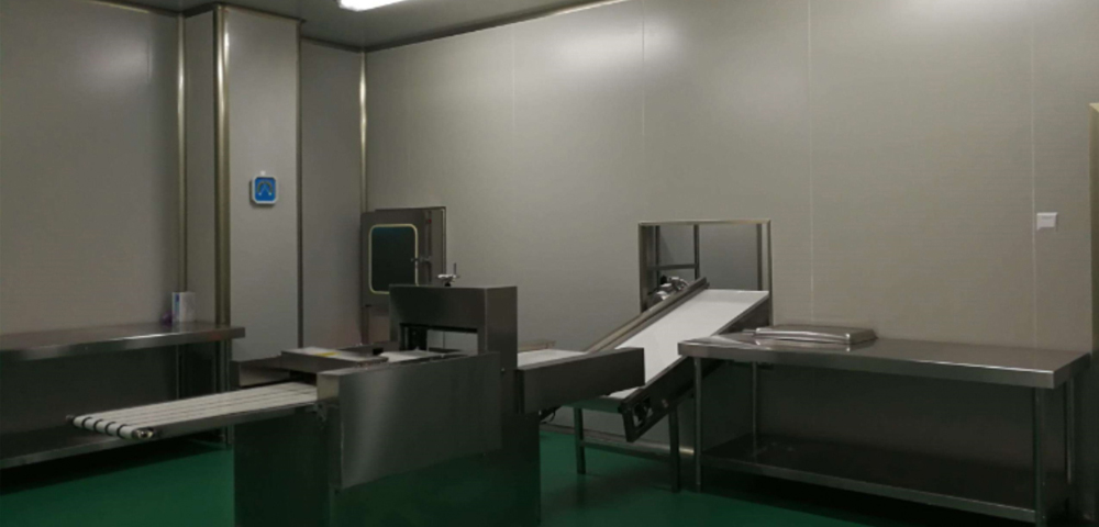 嘉定食品廠(chǎng)十萬(wàn)級無(wú)塵潔凈車(chē)間裝修工程-1 嘉定食品廠(chǎng)十萬(wàn)級無(wú)塵潔凈車(chē)間裝修工程-1